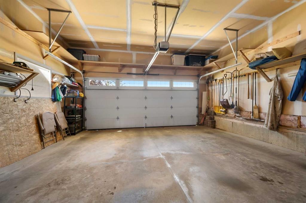 448 Riverside Green Nw, High River, AB