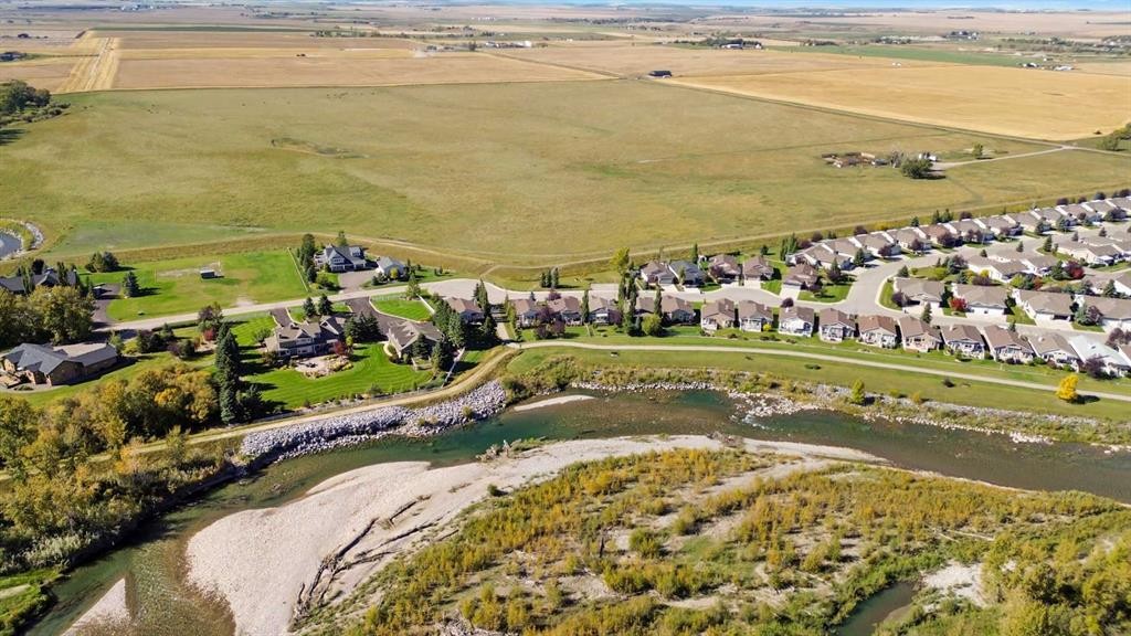 448 Riverside Green Nw, High River, AB