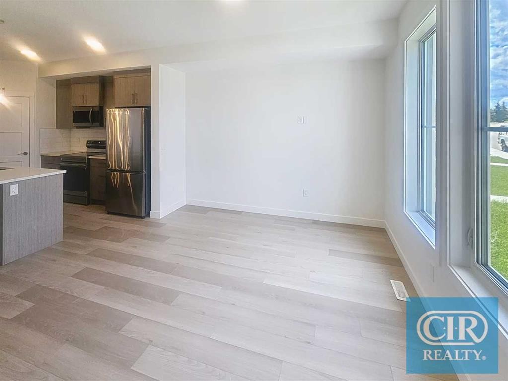 1923 Mccaskill Drive, Crossfield, AB