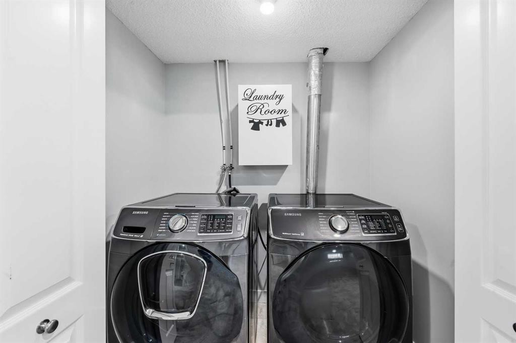 247 Cranberry Place Se, Calgary, AB