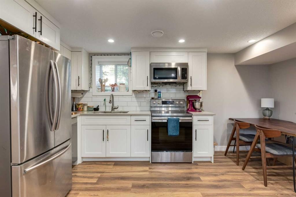 12164 Lake Michigan Road Se, Calgary, AB