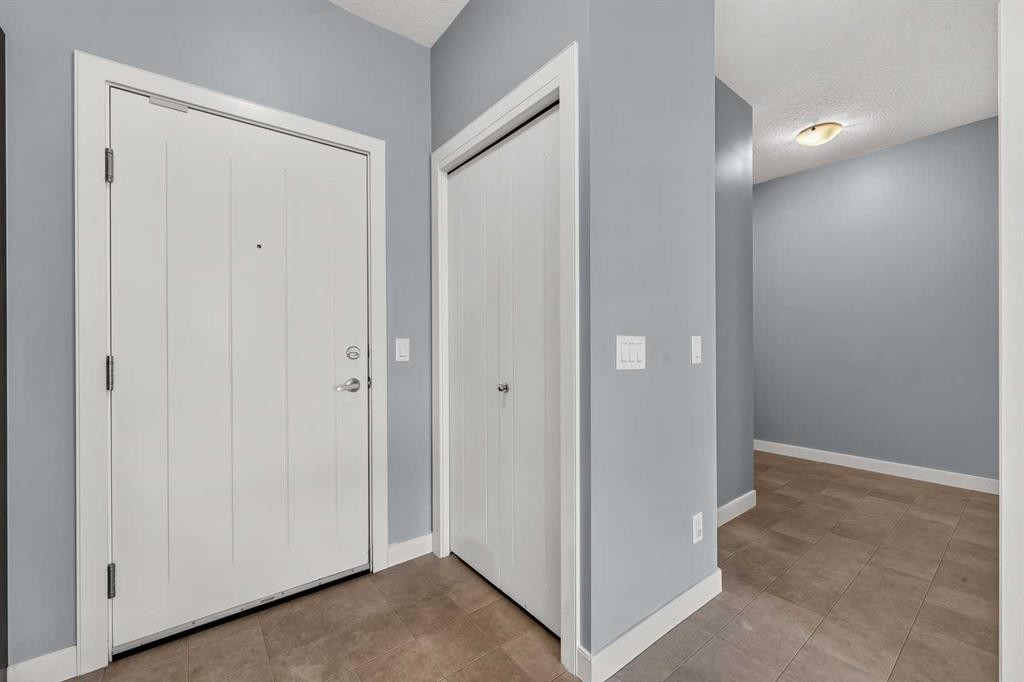 2405-604 East Lake Boulevard Ne, Airdrie, AB
