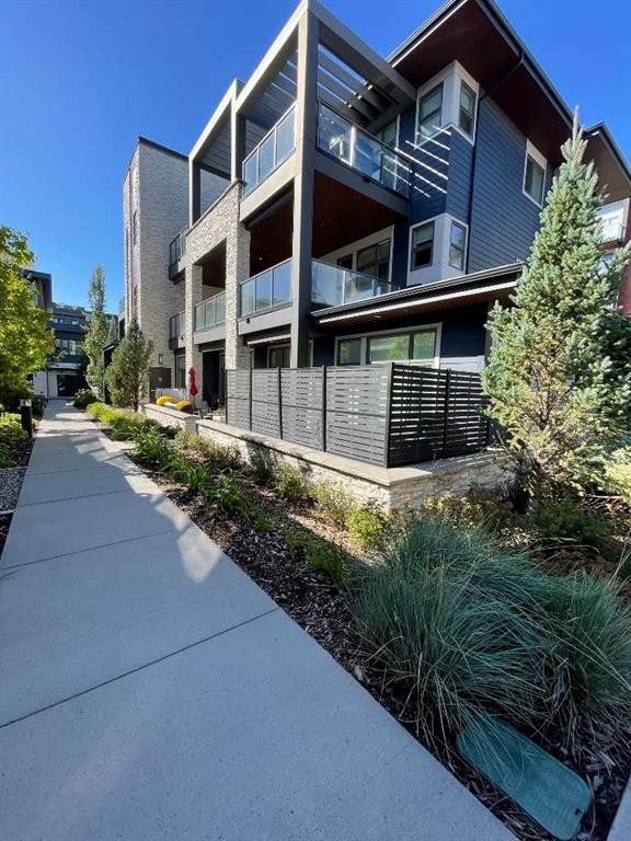 101-10 Mahogany Circle Se, Calgary, AB