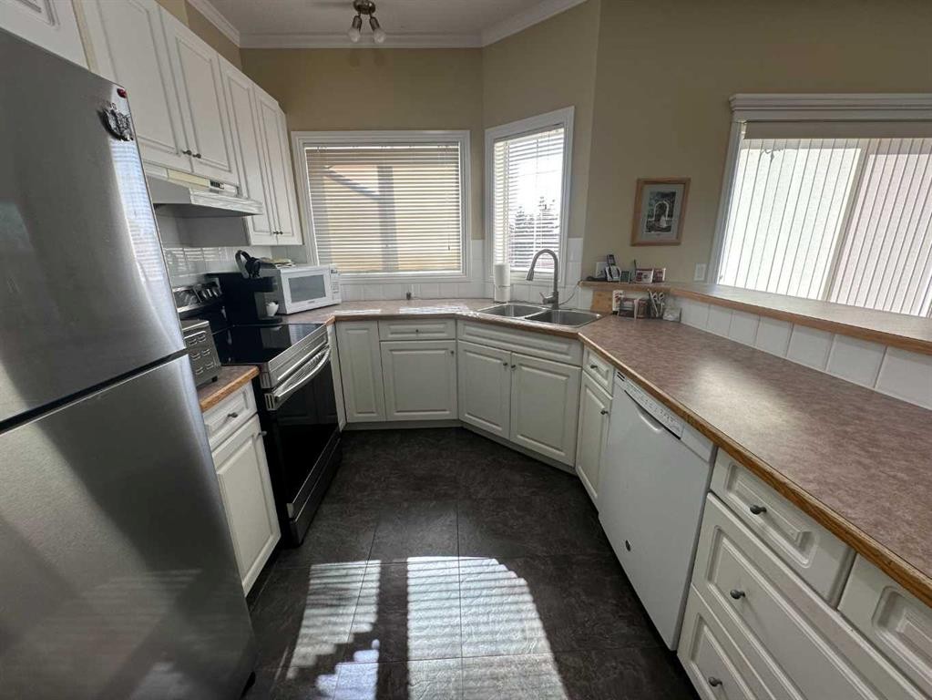 303-1902 23 Street, Didsbury, AB