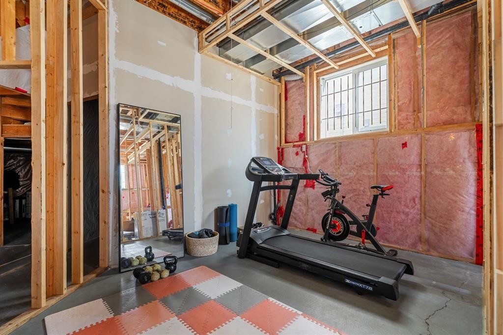 9878 Hidden Valley Drive Nw, Calgary, AB