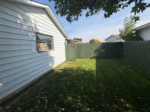 235 Shawcliffe Circle Sw, Calgary, AB 