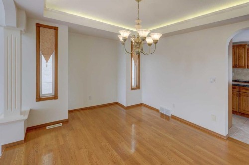 662 Arbour Lake Drive Nw, Calgary, AB 