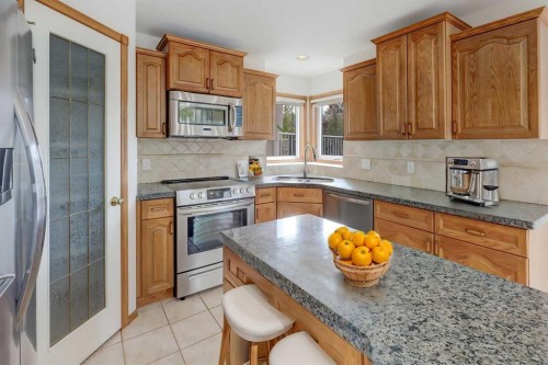 662 Arbour Lake Drive Nw, Calgary, AB 