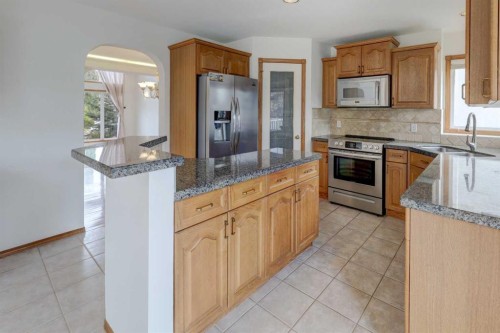 662 Arbour Lake Drive Nw, Calgary, AB 