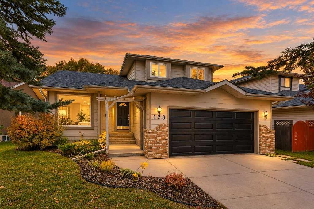 128 Sunvista Close Se, Calgary, AB
