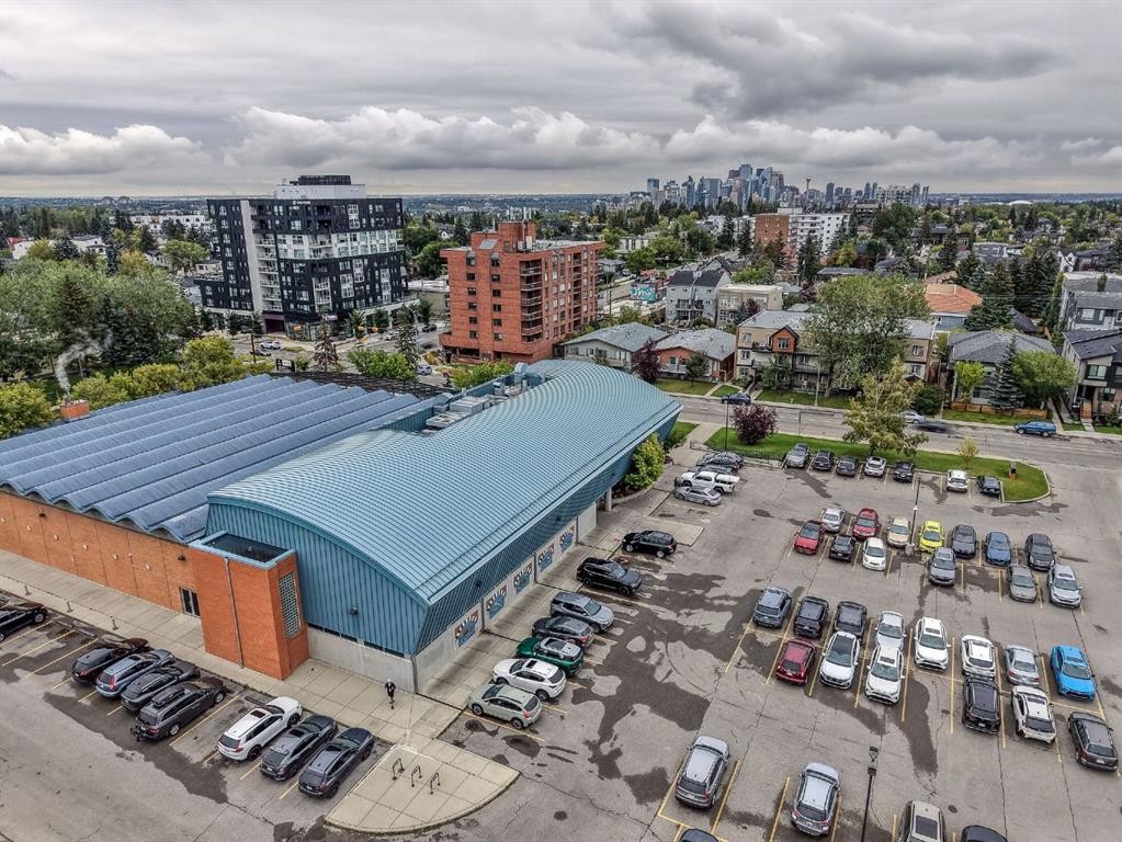 201-2211 29 Street Sw, Calgary, AB