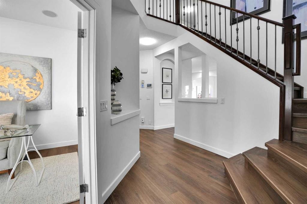 309 Everridge Drive Sw, Calgary, AB