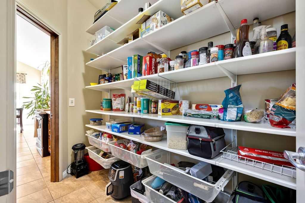 17 Dain Place Nw, Langdon, AB