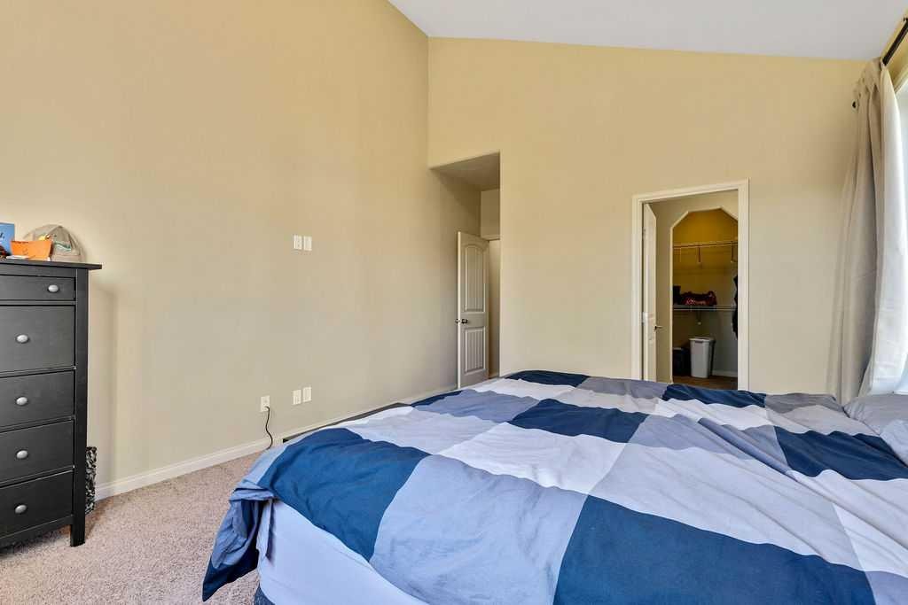 17 Dain Place Nw, Langdon, AB