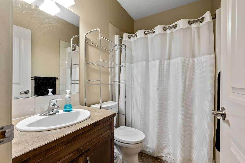 17 Dain Place Nw, Langdon, AB