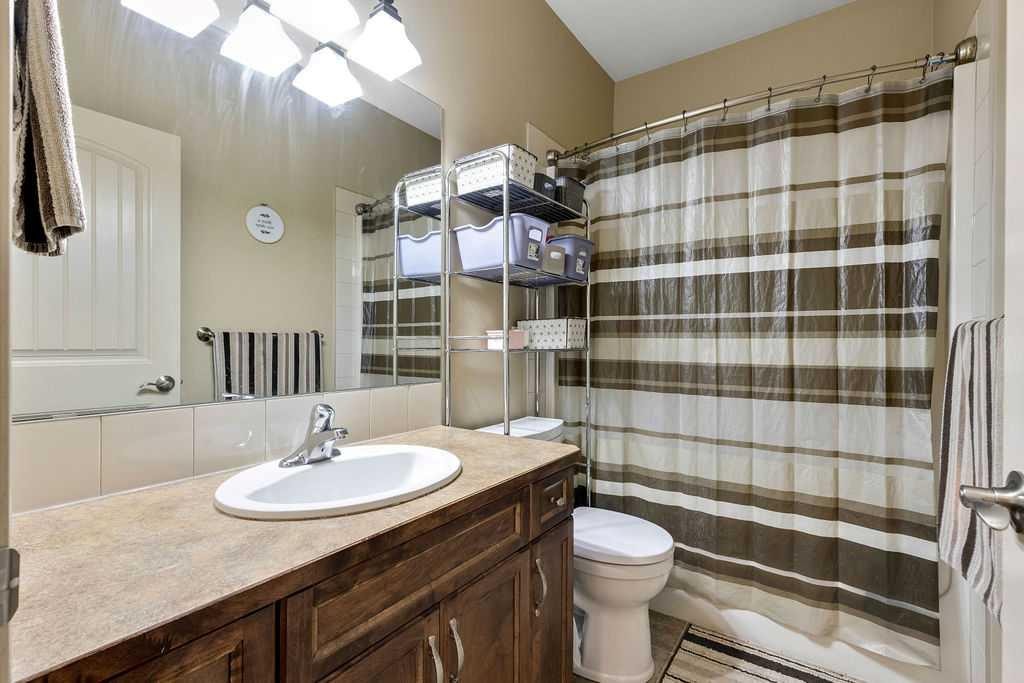 17 Dain Place Nw, Langdon, AB