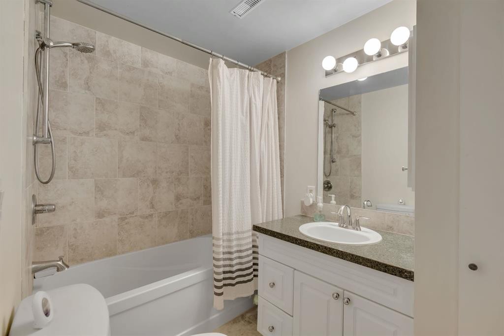 24 Shawcliffe Road Sw, Calgary, AB