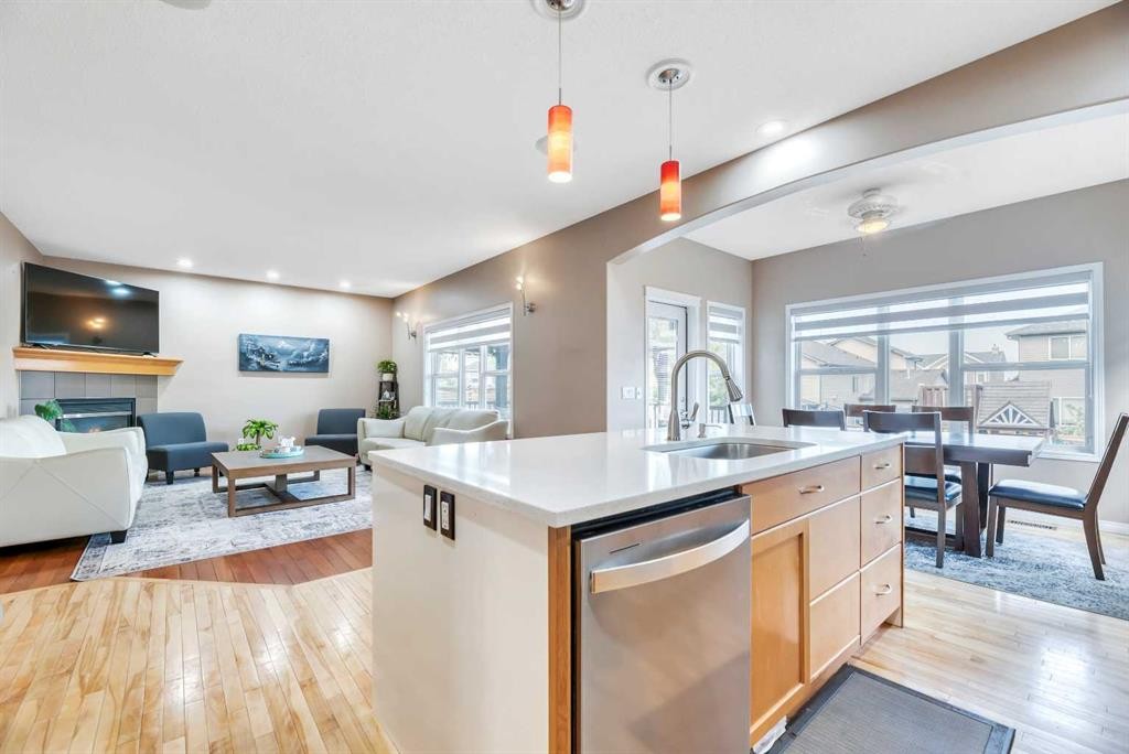 245 Springmere Way, Chestermere, AB