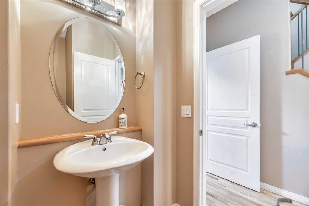 245 Springmere Way, Chestermere, AB