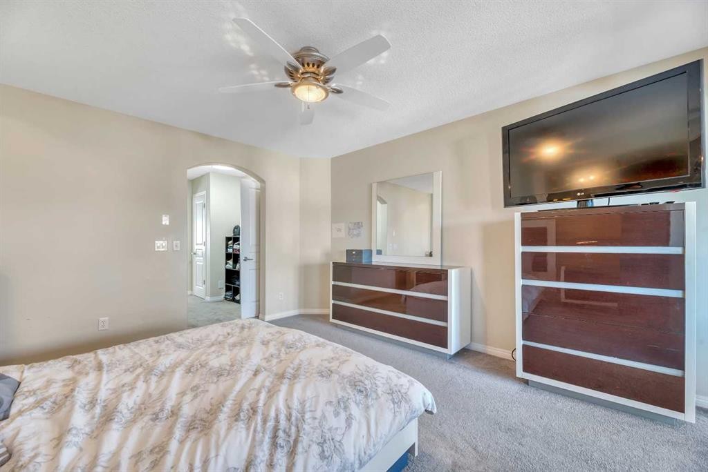 245 Springmere Way, Chestermere, AB