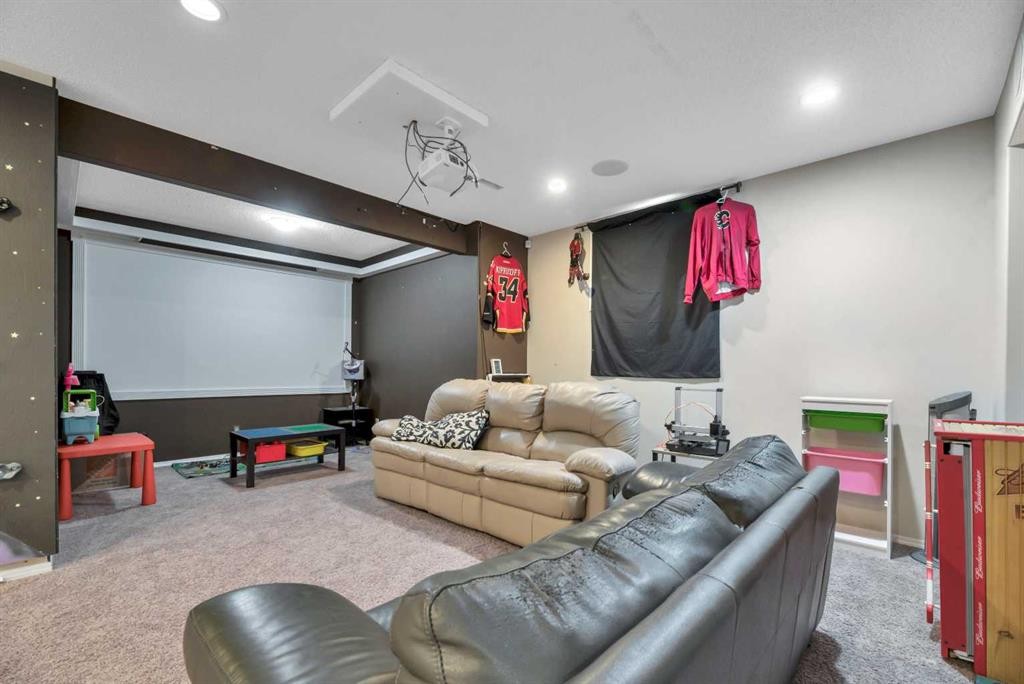245 Springmere Way, Chestermere, AB