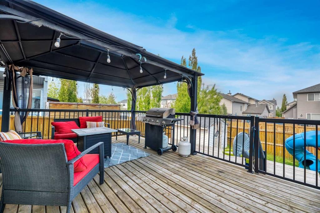 245 Springmere Way, Chestermere, AB