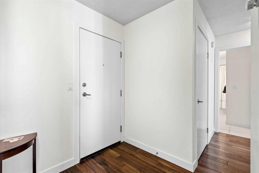403-4455C Greenview Drive Ne, Calgary, AB