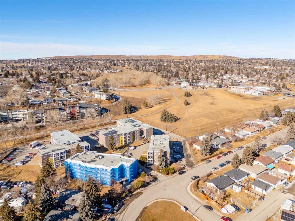 403-4455C Greenview Drive Ne, Calgary, AB