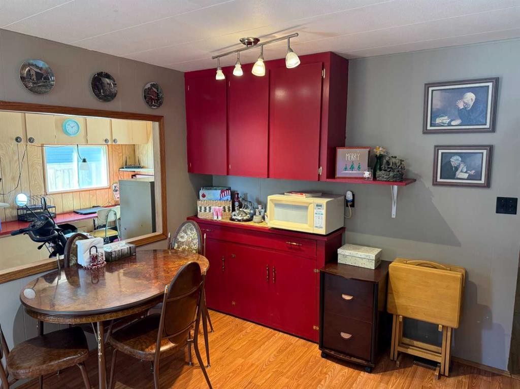 408 3 Street North, Vulcan, AB