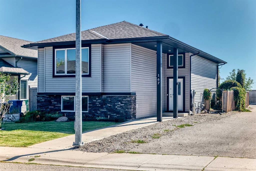 167 Mt Sundance Crescent West, Lethbridge, AB