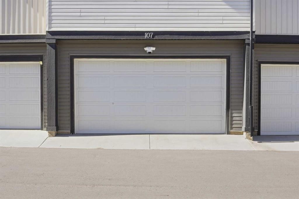 107 Corner Meadows Square Ne, Calgary, AB