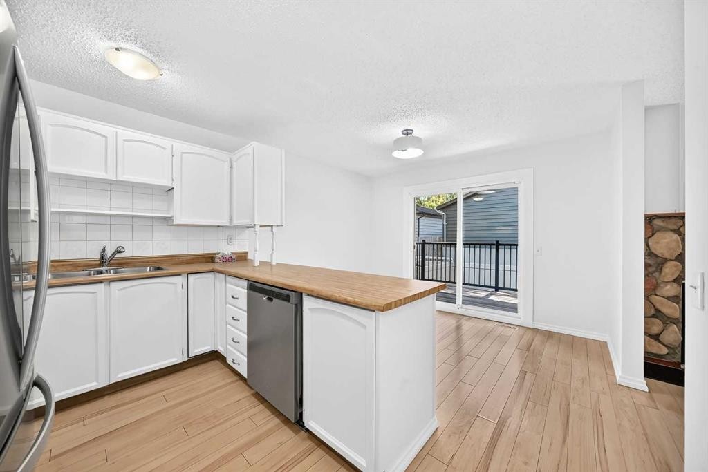 49-10001 Brookpark Boulevard Sw, Calgary, AB