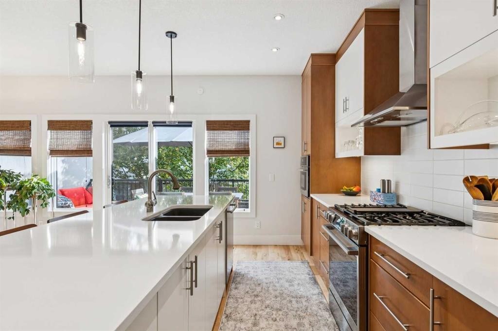 1815 30 Avenue Sw, Calgary, AB