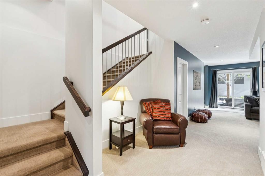 1815 30 Avenue Sw, Calgary, AB