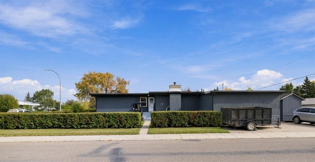 5141 43 Street, Olds, AB