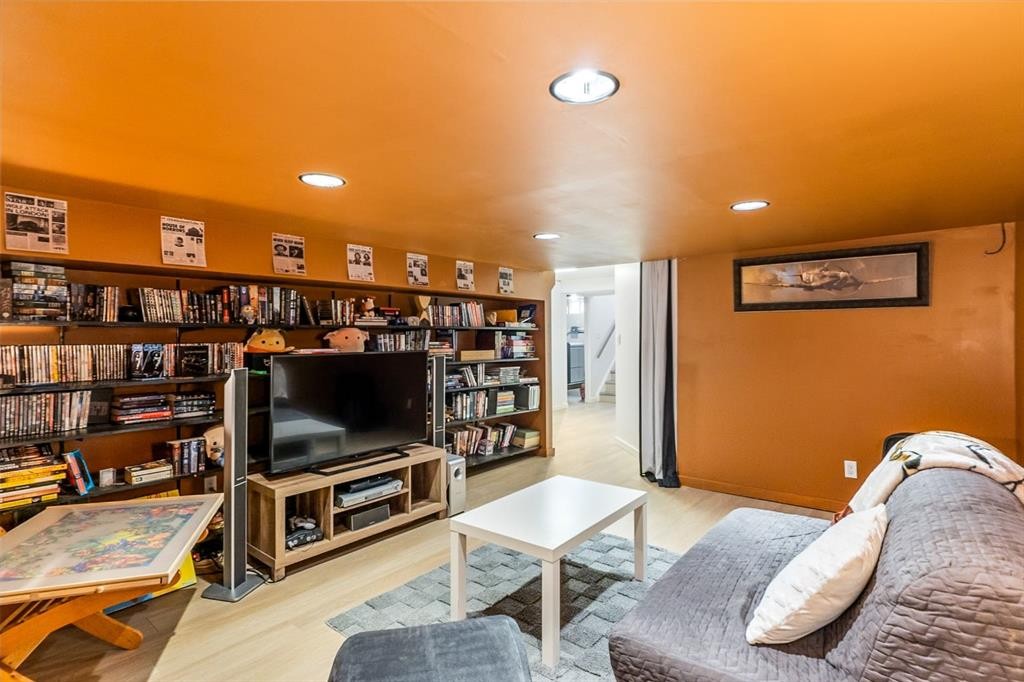 5141 43 Street, Olds, AB