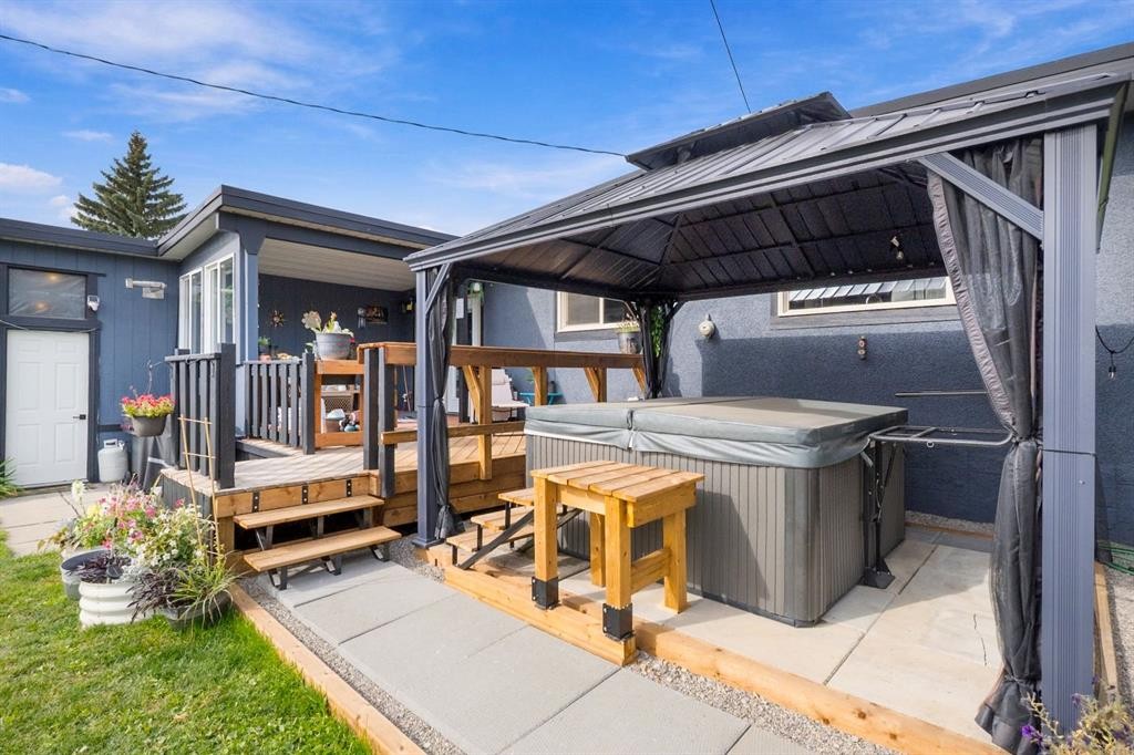 5141 43 Street, Olds, AB