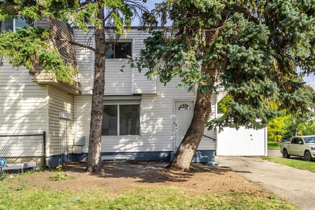 52 Doverdale Mews Se, Calgary, AB