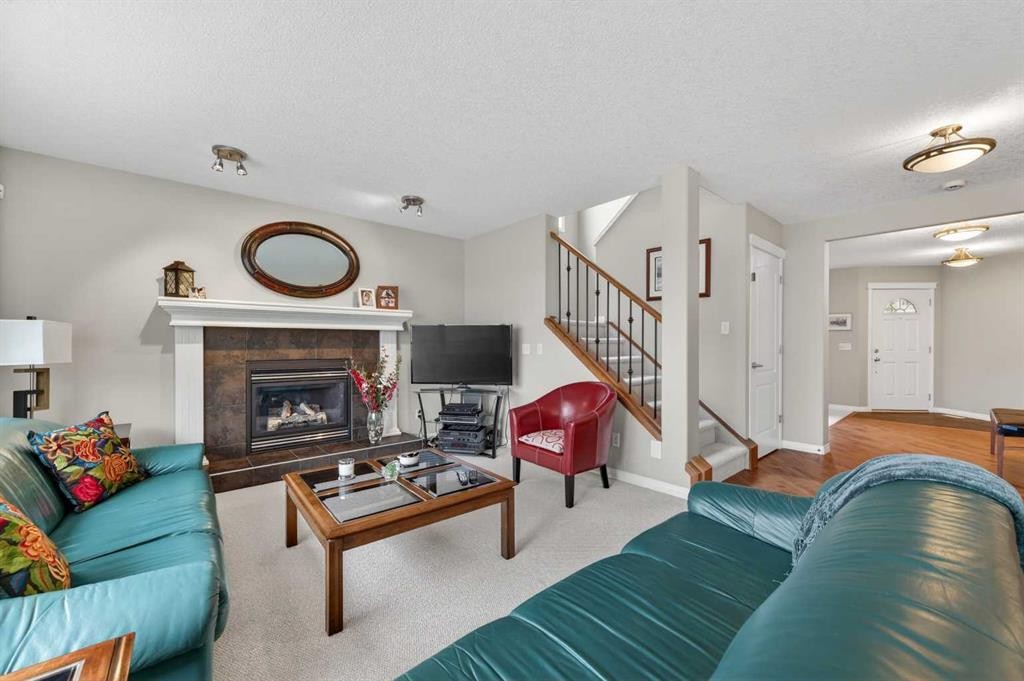 35 Rockyledge Rise Nw, Calgary, AB