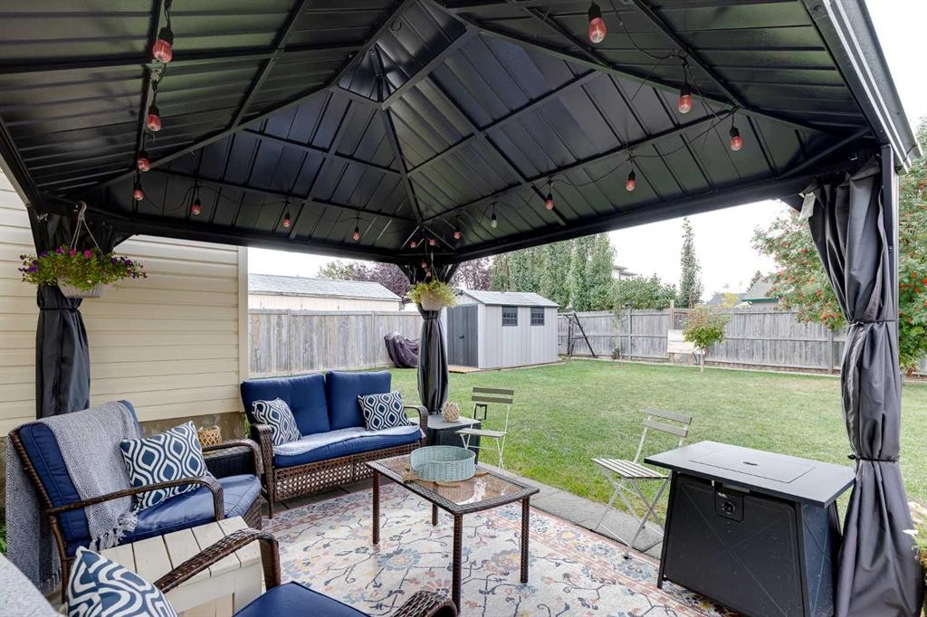 620 Pioneer Drive, Irricana, AB