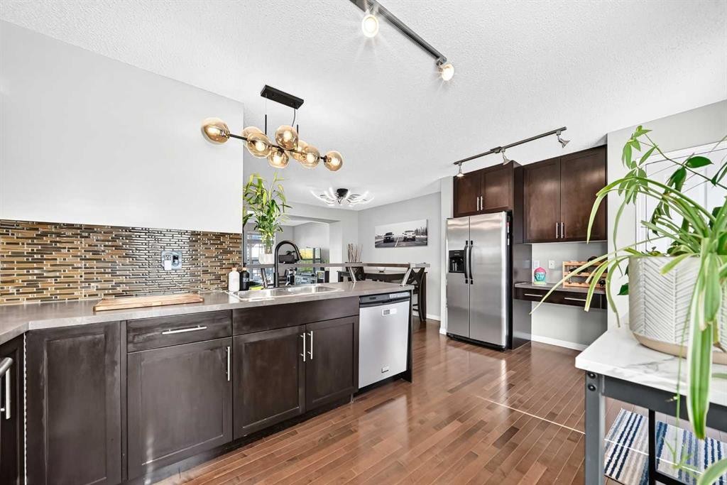 89 New Brighton Common Se, Calgary, AB