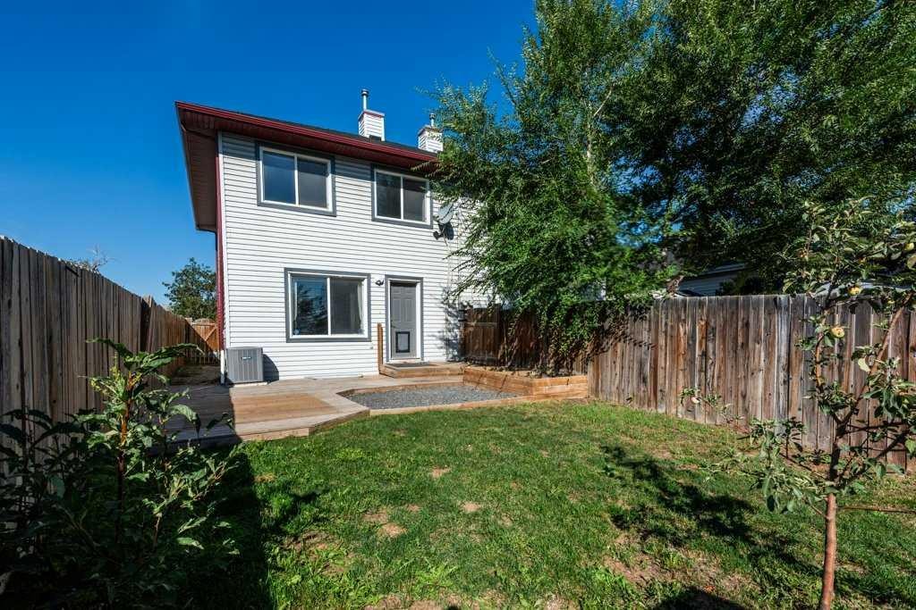 8034 24 Street Se, Calgary, AB
