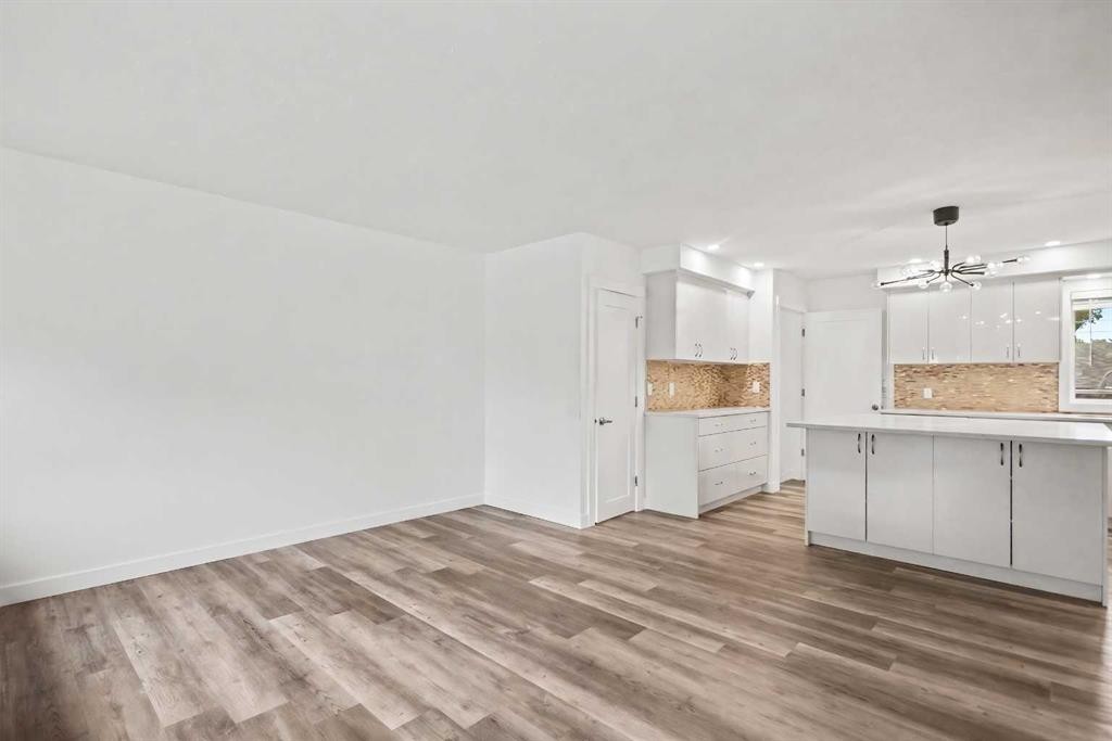 2202 35 Street Se, Calgary, AB