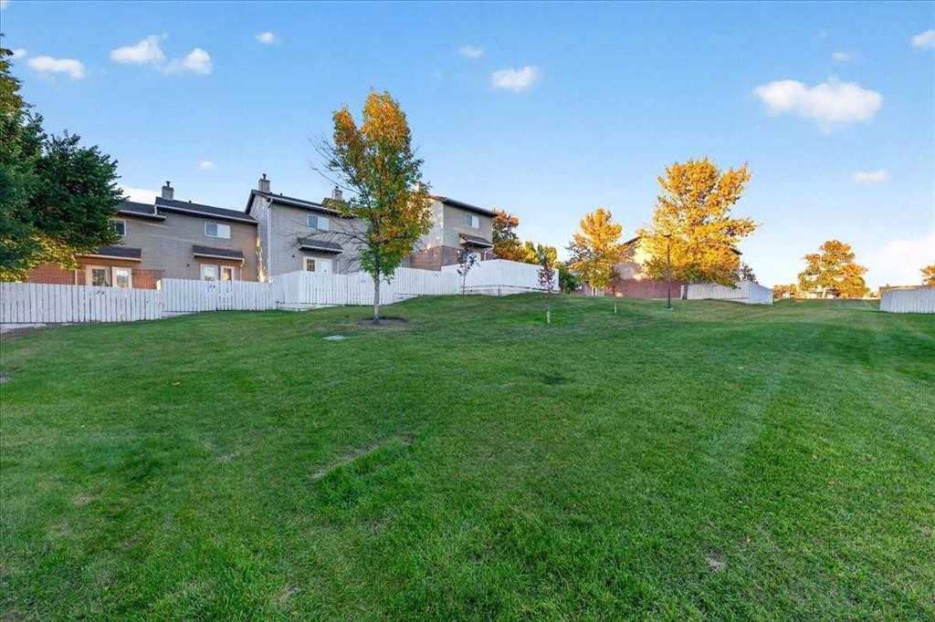 33-64 Whitnel Court Ne, Calgary, AB