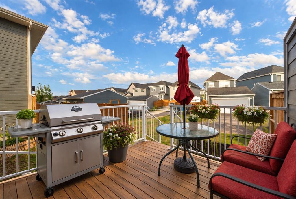 981 Mahogany Boulevard Se, Calgary, AB