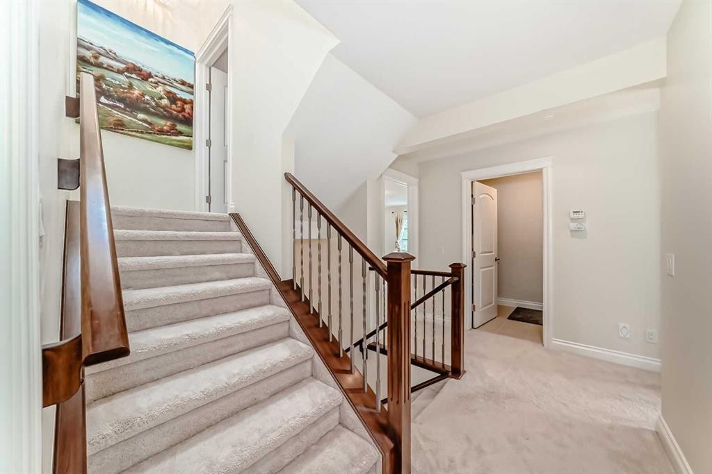 60 Hong Kong Road Sw, Calgary, AB
