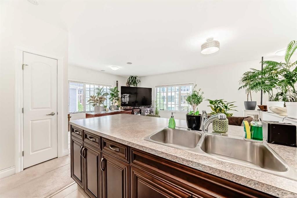 60 Hong Kong Road Sw, Calgary, AB