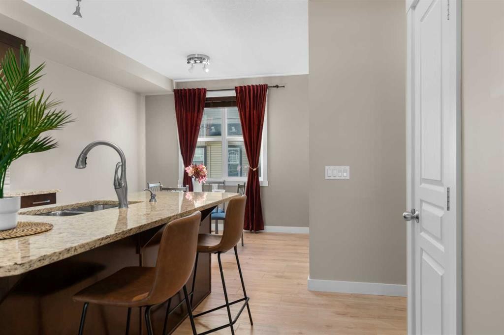 235 Mckenzie Towne Link Se, Calgary, AB