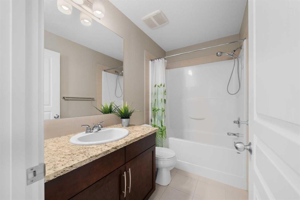 235 Mckenzie Towne Link Se, Calgary, AB