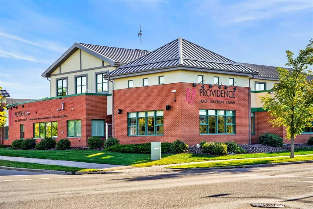 235 Mckenzie Towne Link Se, Calgary, AB